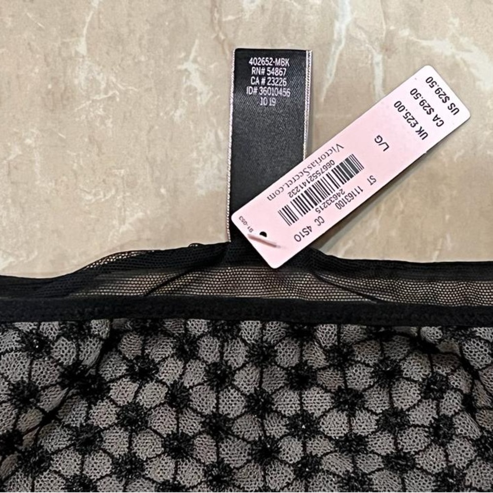 Victoria’s Secret Satin Lace Bralette Front Closure+Tanga Party Set Black/Cream. - Picture 6 of 10